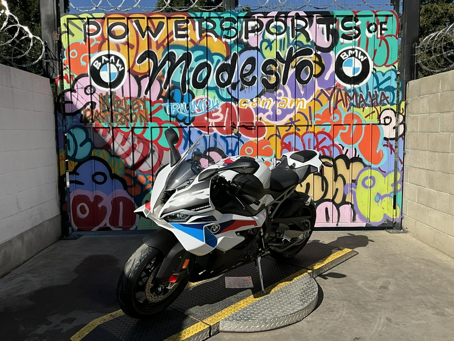 2026 BMW S 1000 RR