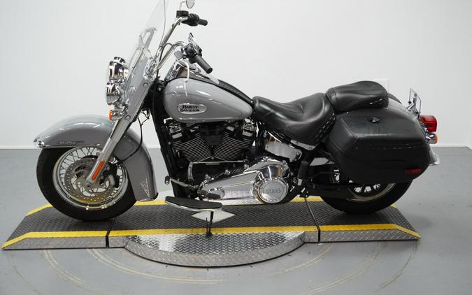 2024 Harley-Davidson® Heritage Classic Billiard Gray
