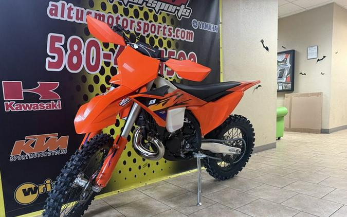 2026 KTM XC 250