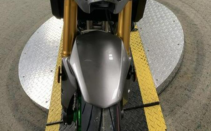 2025 Kawasaki Z900 SE ABS