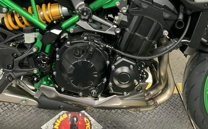 2025 Kawasaki Z900 SE ABS