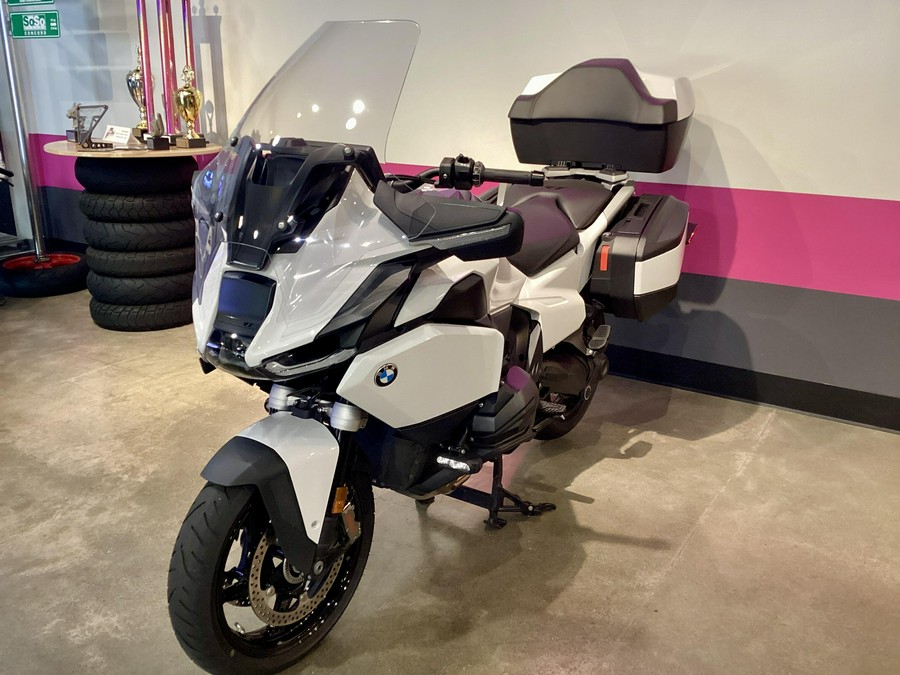 2026 BMW R 1300 RT