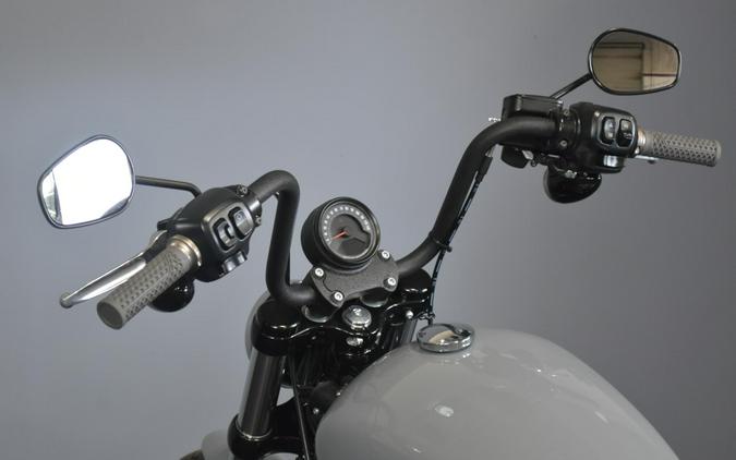 2026 Harley-Davidson Street Bob Dark Billiard Gray Chrome Cast Wheels
