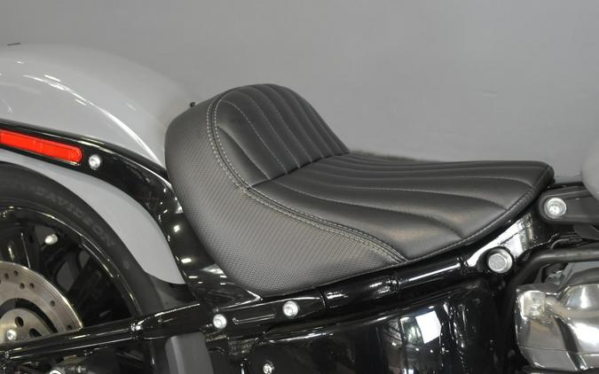 2026 Harley-Davidson Street Bob Dark Billiard Gray Chrome Cast Wheels