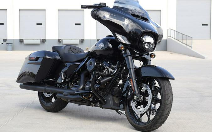 2021 Harley-Davidson Street Glide FLHXS - Special