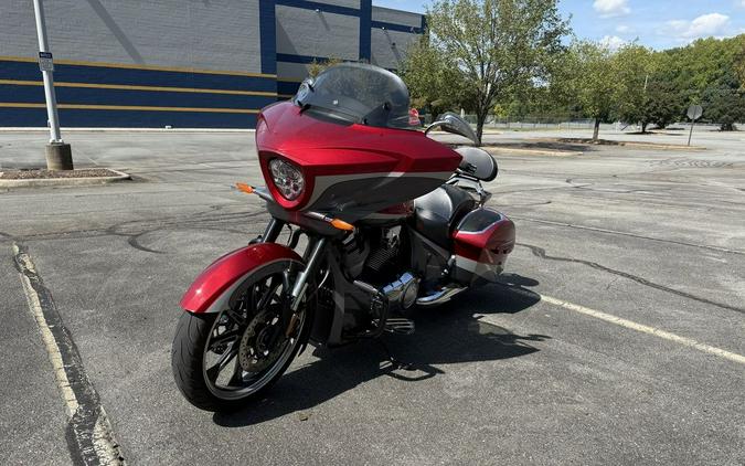 2015 Victory Magnum® Base