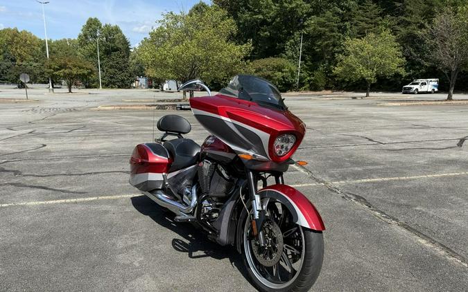 2015 Victory Magnum® Base