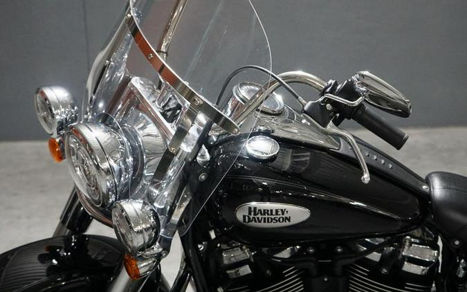 2021 Harley-Davidson® FLHC - Heritage Classic