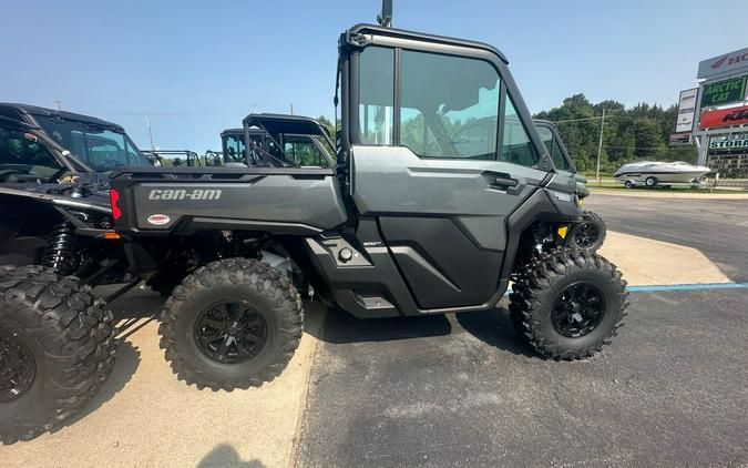 2024 Can-Am® Defender Limited HD10