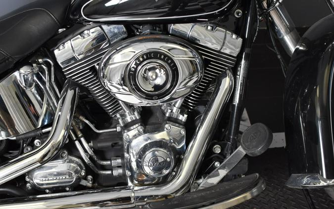 2014 Harley-Davidson Heritage Softail Classic FLSTC