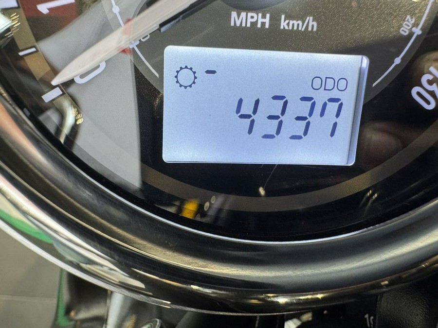 2023 Triumph Bonneville T120 Chrome Edition Meriden Blue