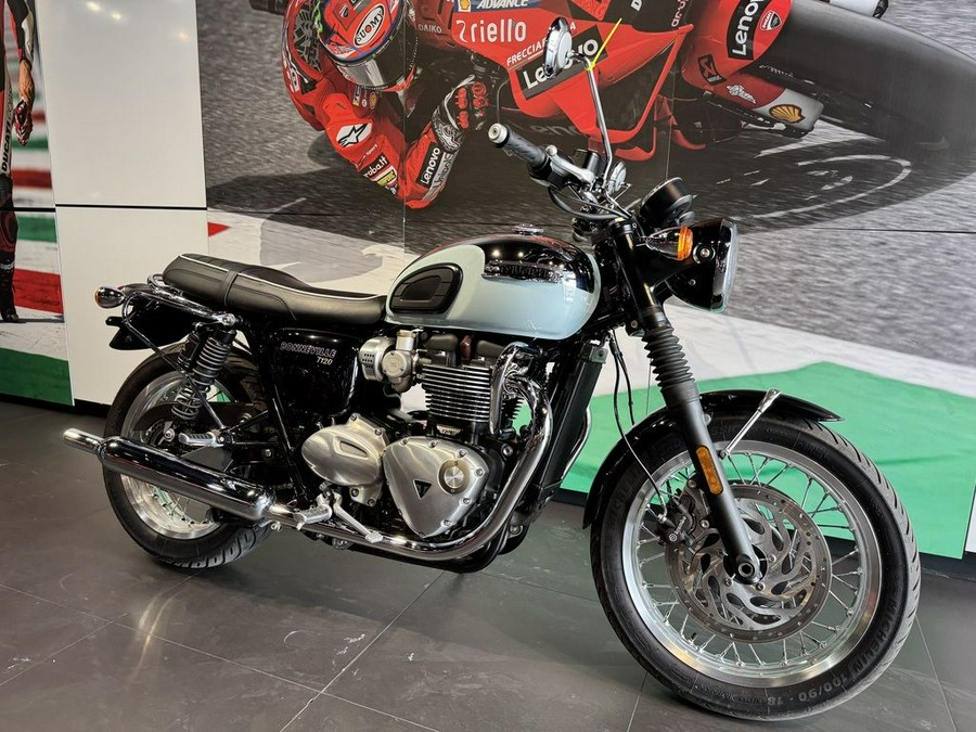 2023 Triumph Bonneville T120 Chrome Edition Meriden Blue