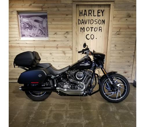 2018 Harley-Davidson Sport Glide - First Ride