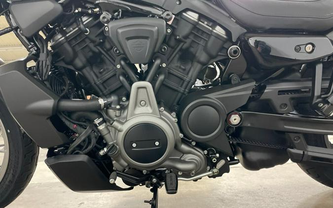 2023 Harley-Davidson® Nightster™ Special Vivid Black