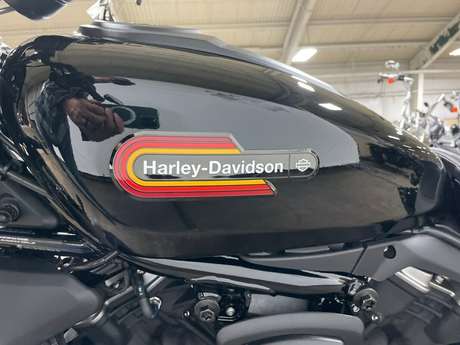 2023 Harley-Davidson® Nightster™ Special Vivid Black