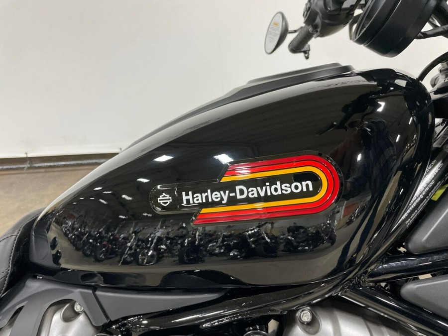 2023 Harley-Davidson® Nightster™ Special Vivid Black