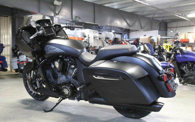 2024 Indian Motorcycle® Challenger Dark Horse® with PowerBand Audio Package