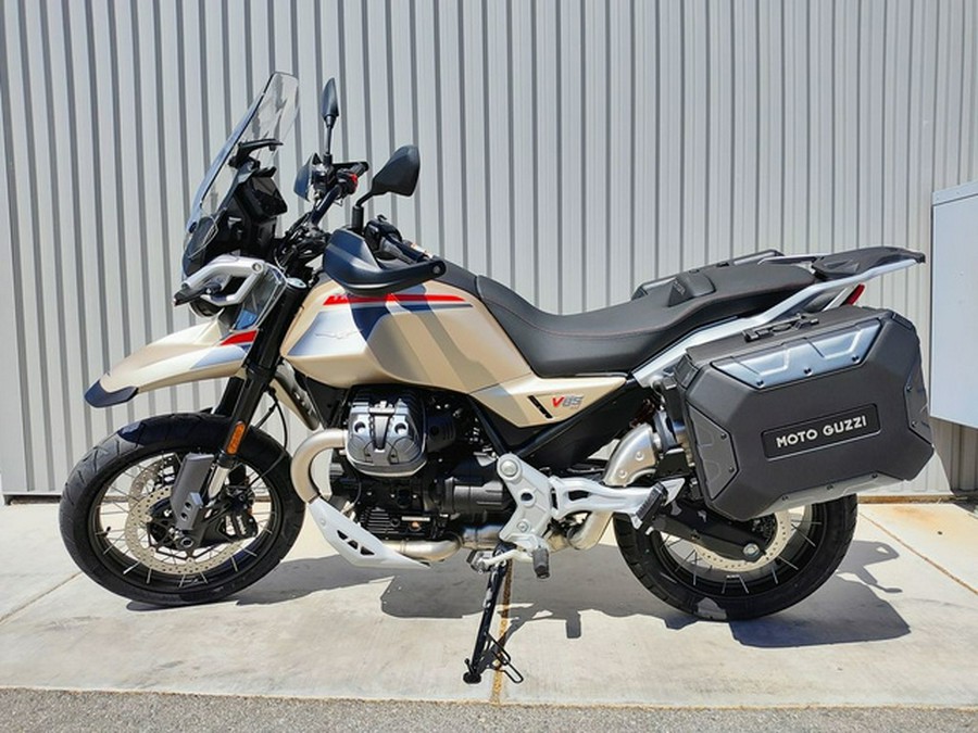 2025 Moto Guzzi V85 TT Travel