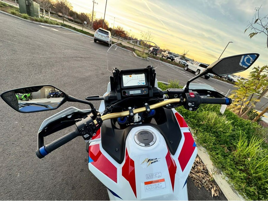2025 Africa Twin Adventure Sports ES DCT - Honda
