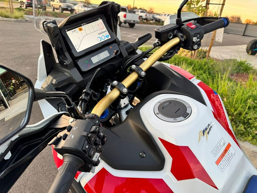 2025 Africa Twin Adventure Sports ES DCT - Honda