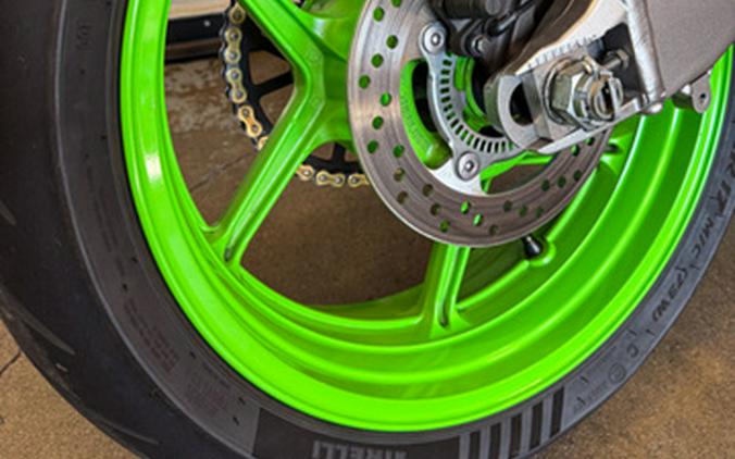 2024 Kawasaki Ninja ZX-6R 40th Anniversary Edition ABS