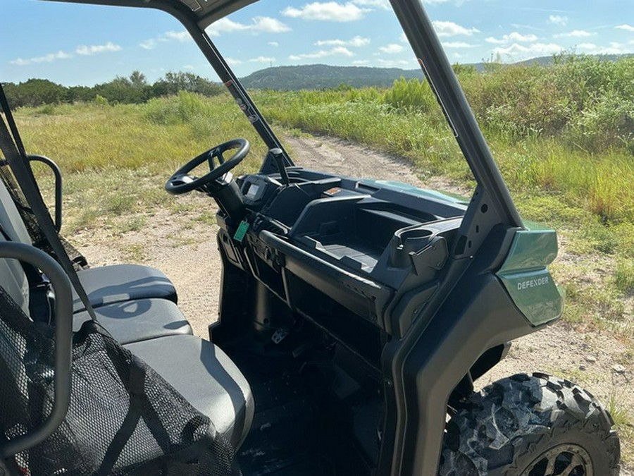 2026 Can-Am Defender HD7