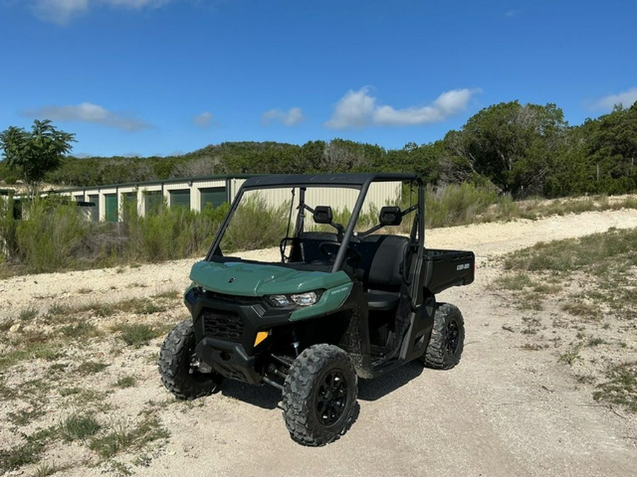 2026 Can-Am Defender HD7