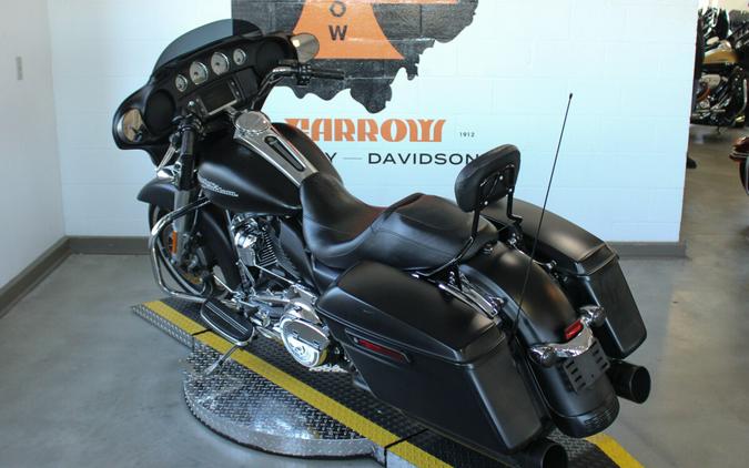 2017 Harley-Davidson Street Glide Special Touring FLHXS