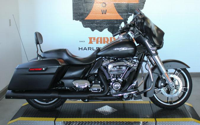 2017 Harley-Davidson Street Glide Special Touring FLHXS