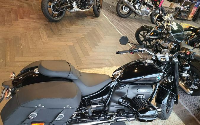 2023 BMW R 18 Classic Black Storm Metallic