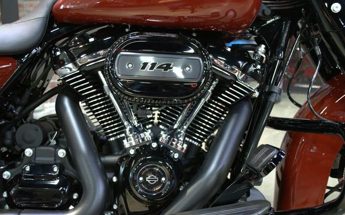 2024 Harley-Davidson Road King Special Red Rock