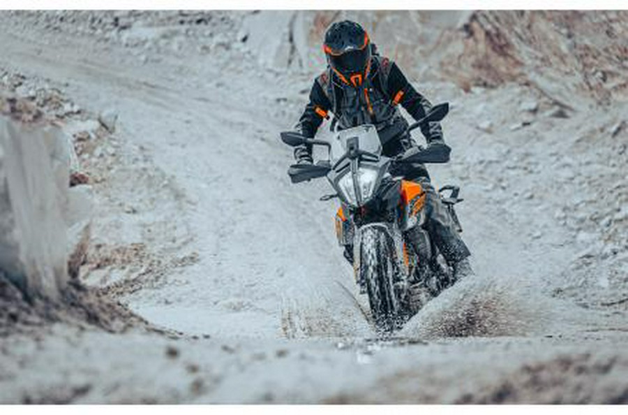 2023 KTM 390 ADV