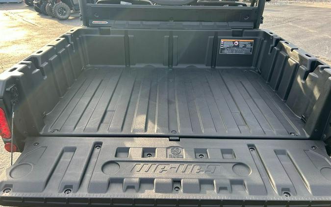 2025 Can-Am Defender XT HD7