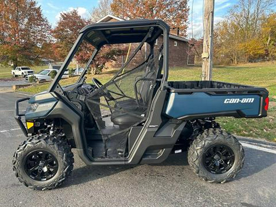 2025 Can-Am Defender XT HD7