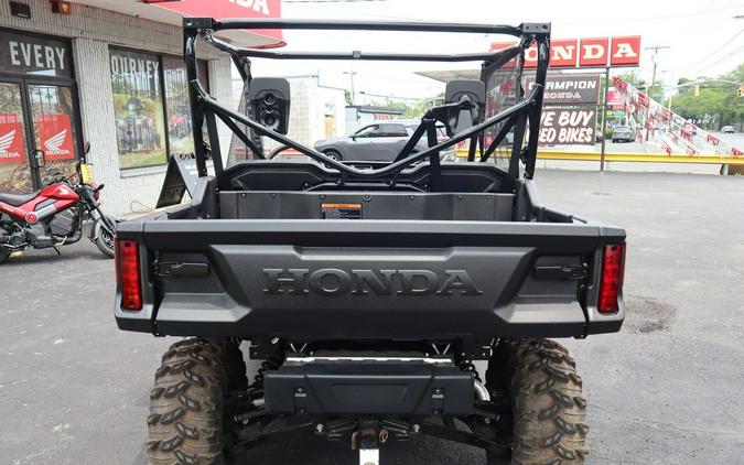 2025 Honda Pioneer 1000 Deluxe