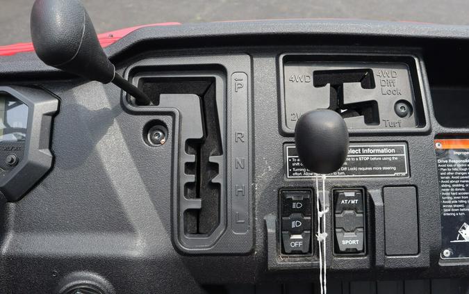 2025 Honda Pioneer 1000 Deluxe