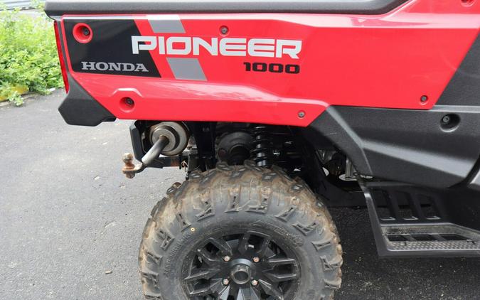 2025 Honda Pioneer 1000 Deluxe