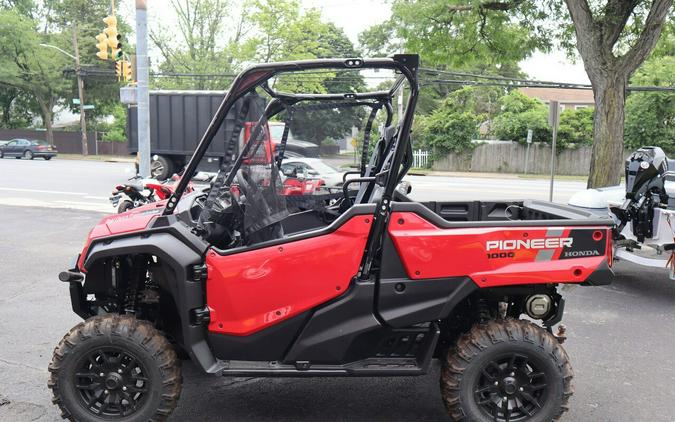 2025 Honda Pioneer 1000 Deluxe