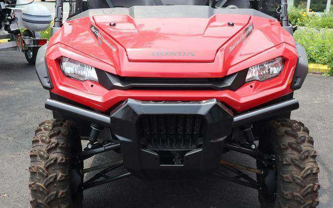 2025 Honda Pioneer 1000 Deluxe