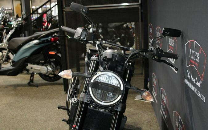 2023 Husqvarna Svartpilen 401