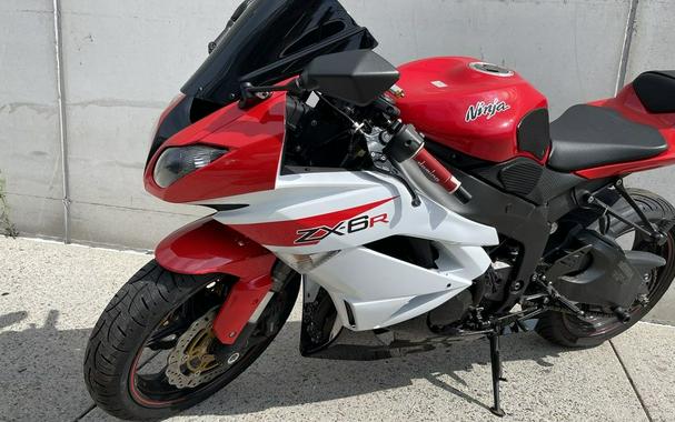 2012 Kawasaki Ninja® ZX™ -6R