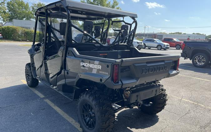 2025 HONDA PIONEER 1000-6 DELUXE CREW