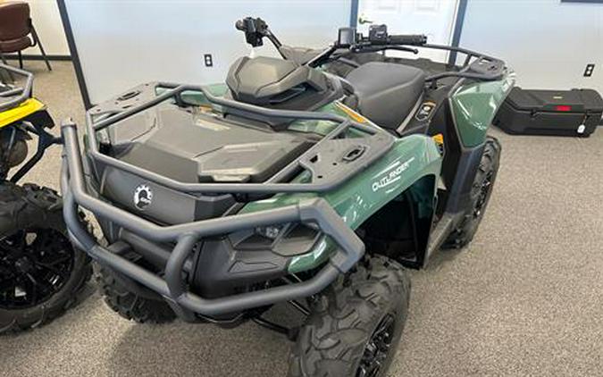 2023 Can-Am Outlander Pro XU HD7