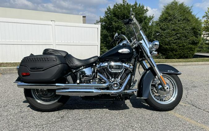 2022 Harley-Davidson Heritage Classic 114 Vivid Black