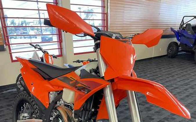 2025 KTM 250 XC