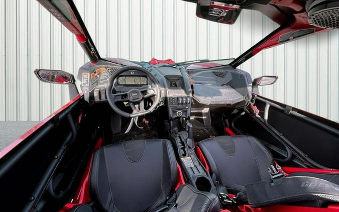 2025 Can-Am Maverick X3 DS TURBO RR