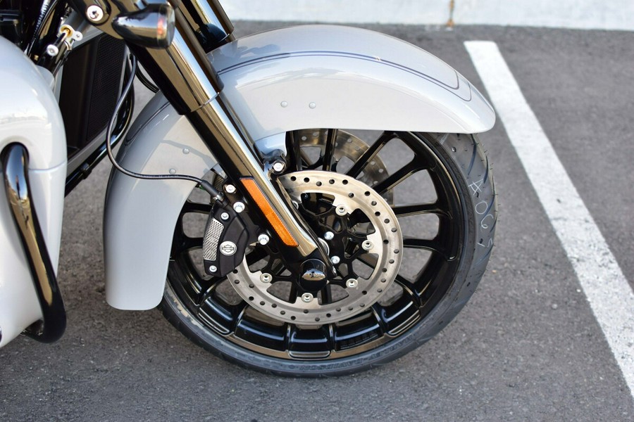 2025 Harley-Davidson Tri Glide Ultra