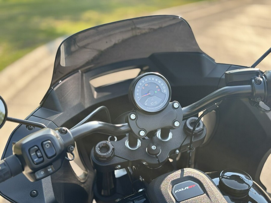 2025 Harley-Davidson Low Rider ST Vivid Black