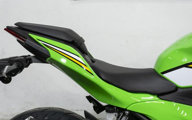 2025 Kawasaki Ninja® 500 KRT Edition SE ABS