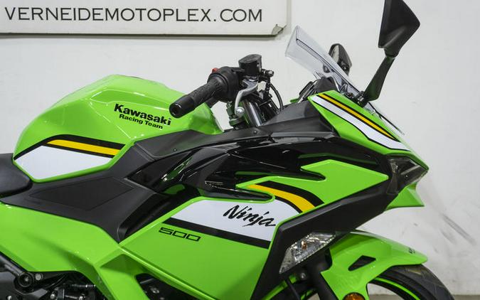 2025 Kawasaki Ninja® 500 KRT Edition SE ABS